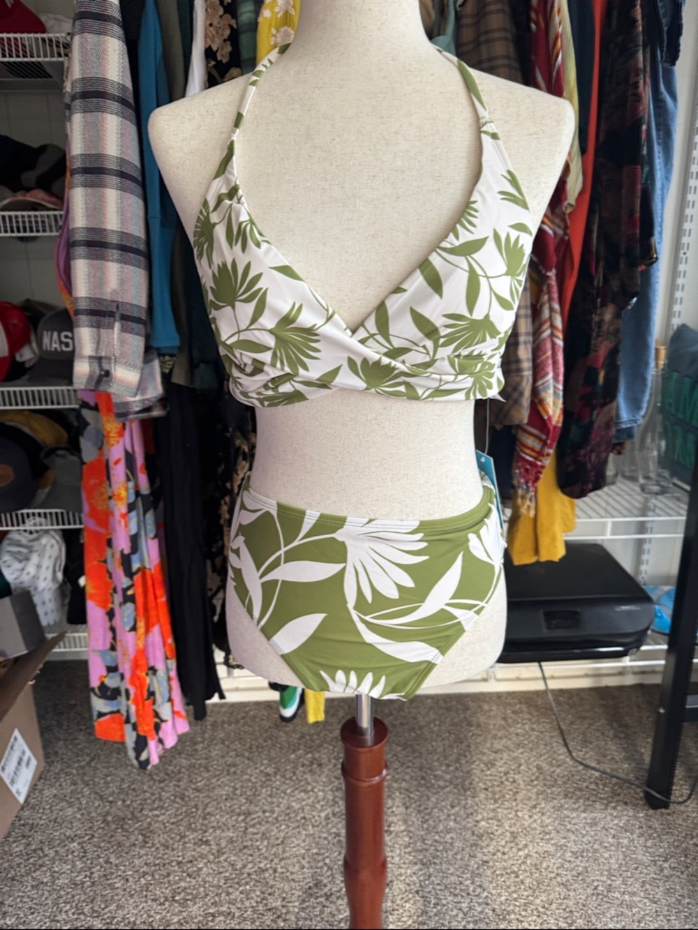 Cupshe Green & White Tropical Leaf Bikini Set NWT Size M